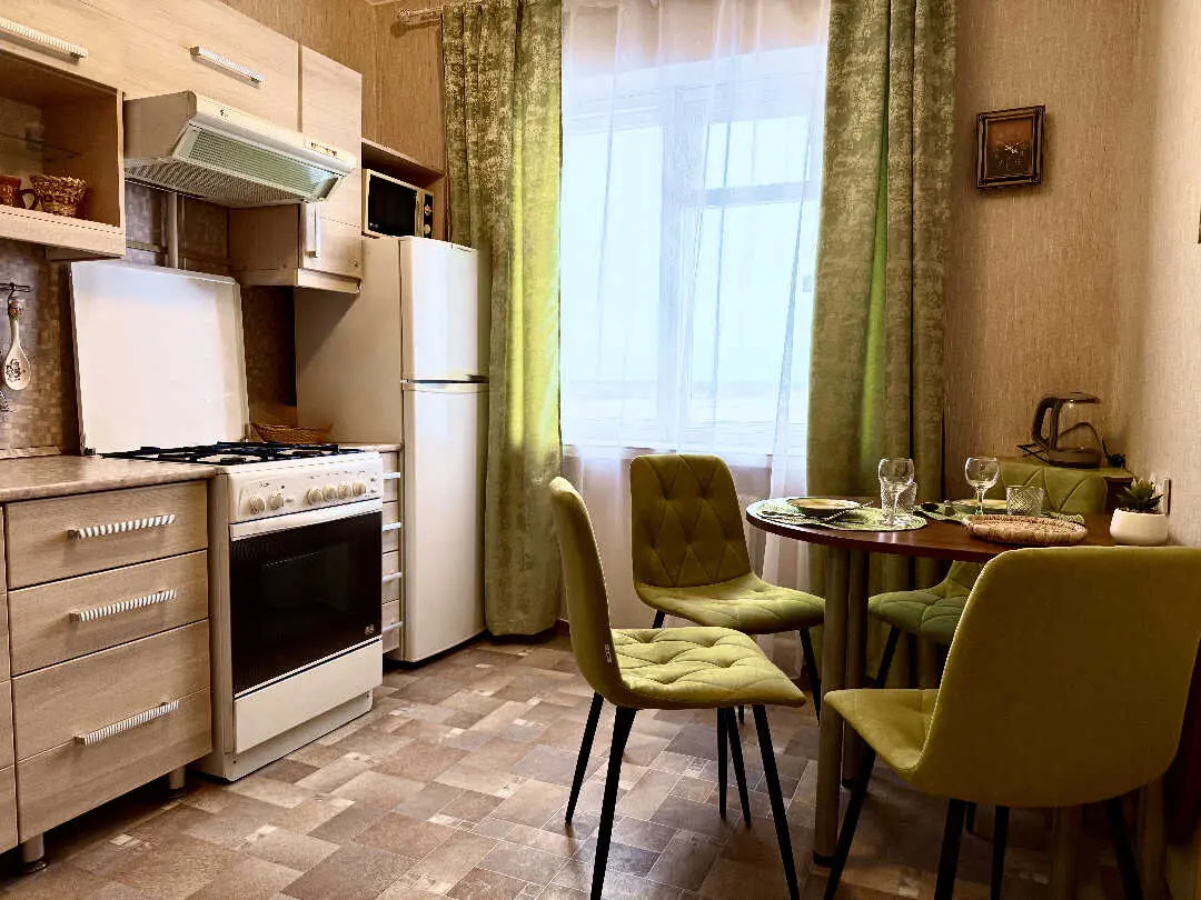 Северодвинск: Your Home у сквера