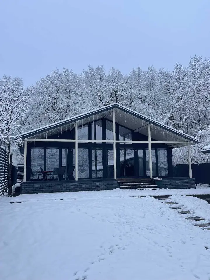 Азовское сельское поселение: Graphit house