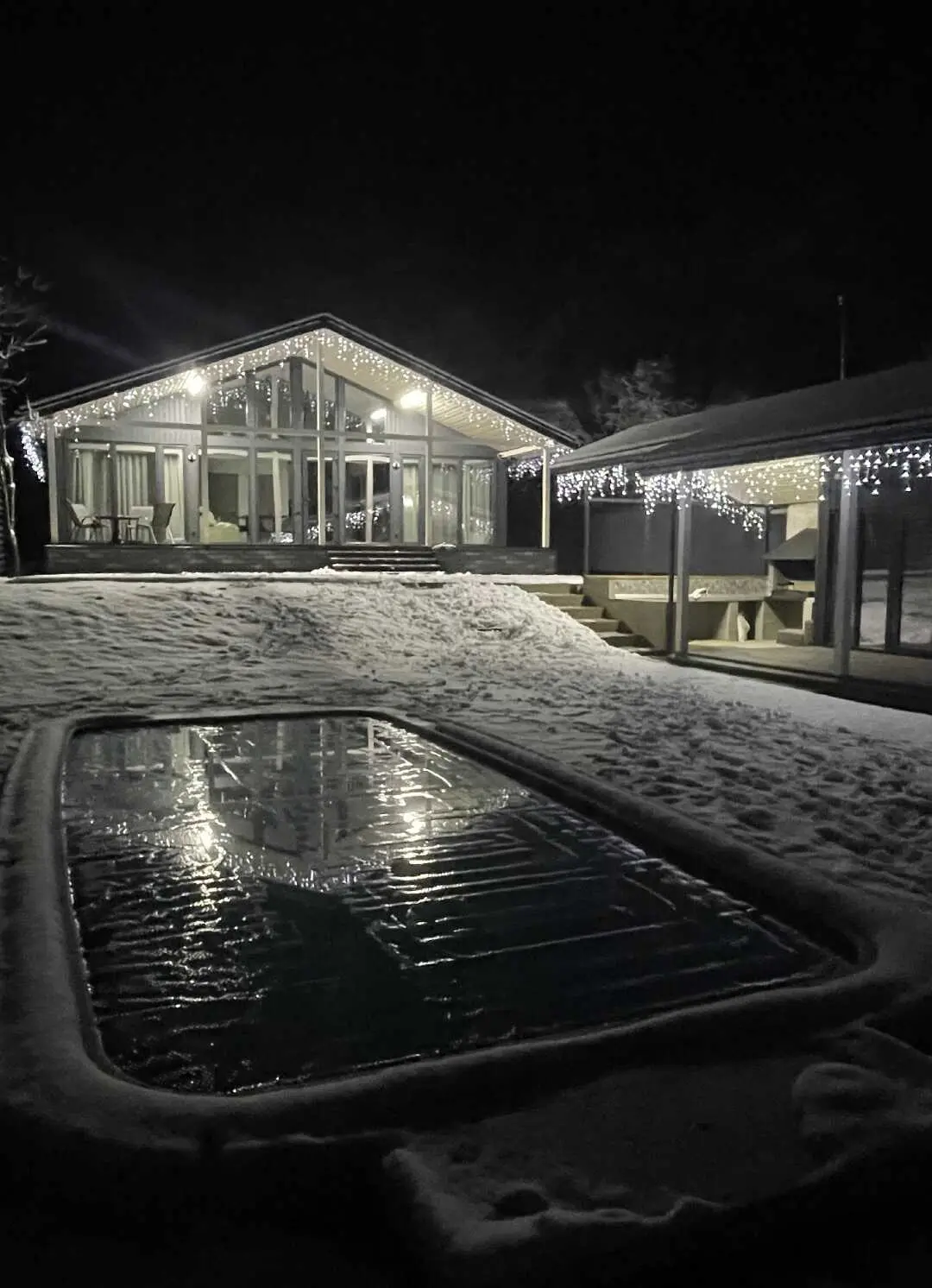 Азовское сельское поселение: Graphit house