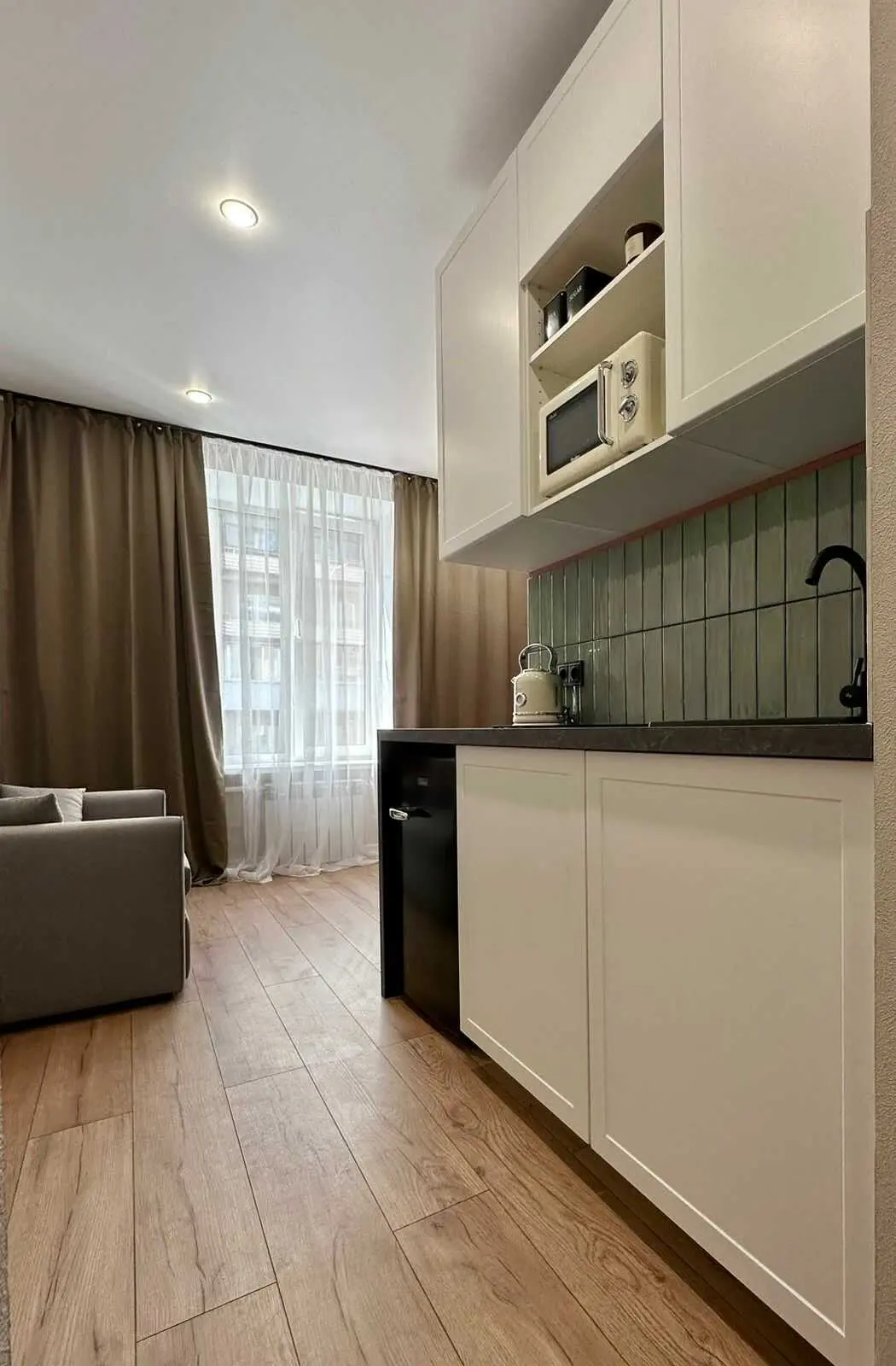 Екатеринбург: apARTment в центре