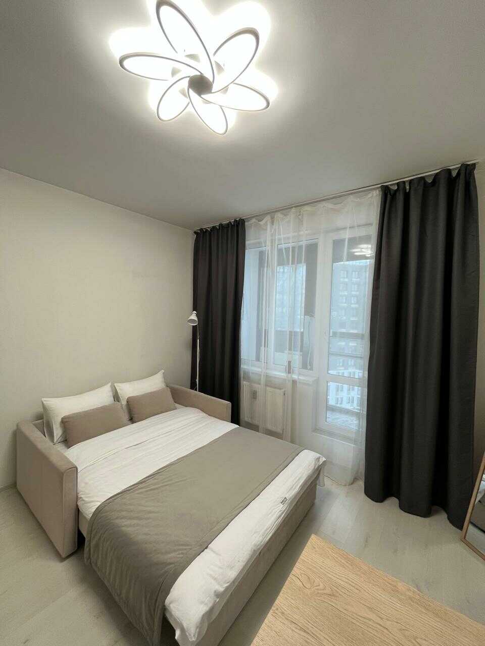 Санкт-Петербург: Inndays Apartments на Планерной 95к1
