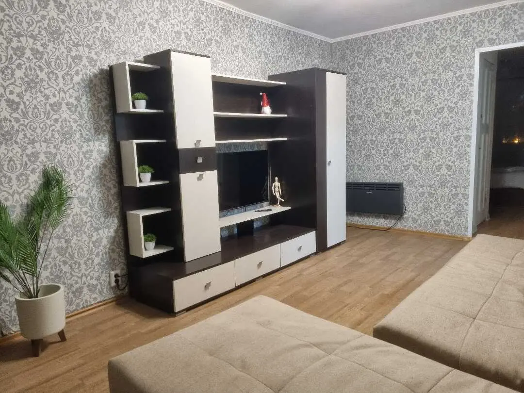 Нижний Тагил: 2к квартира ISTOMA на Горошникова, 82 на набережной
