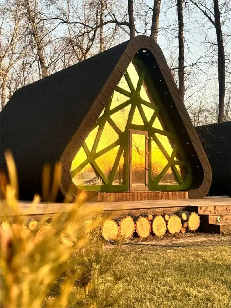 Энгельс: Турбаза "Робинзон - Eco Village"
