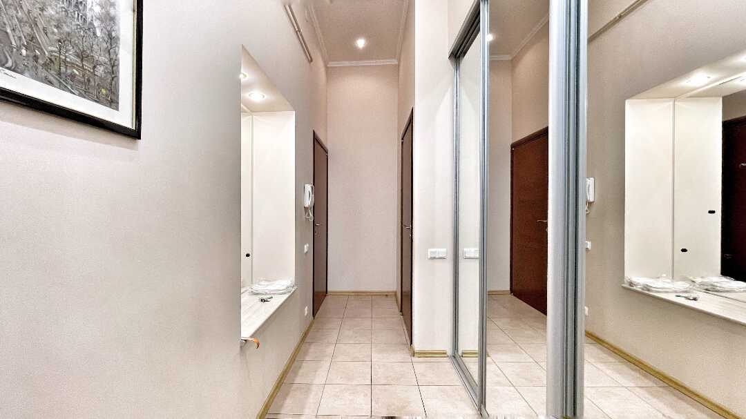 Санкт-Петербург: Апартаменты Elite Realty на Караванной 11