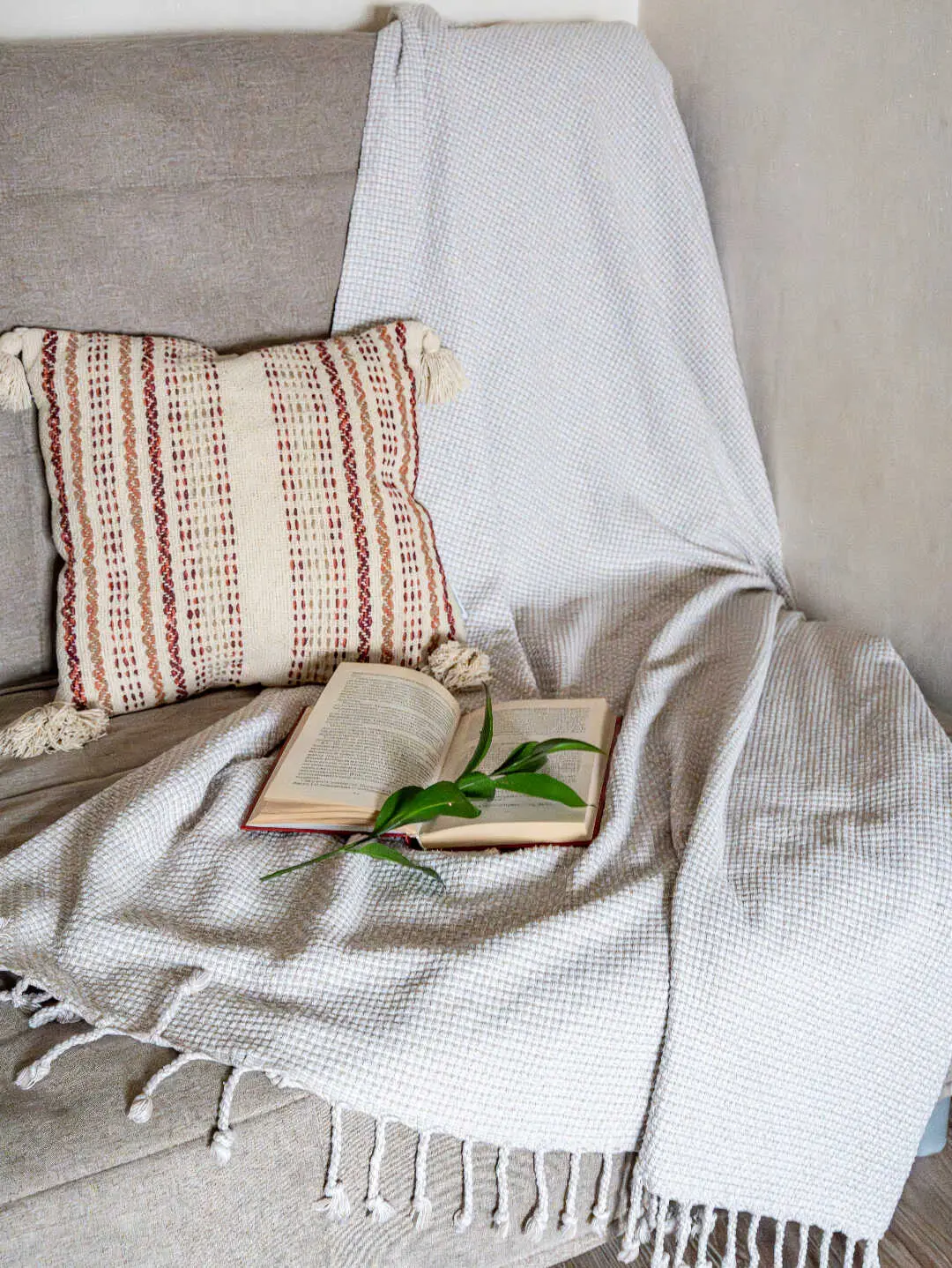 Санкт-Петербург: Апартаменты Satin home Eco Scandic