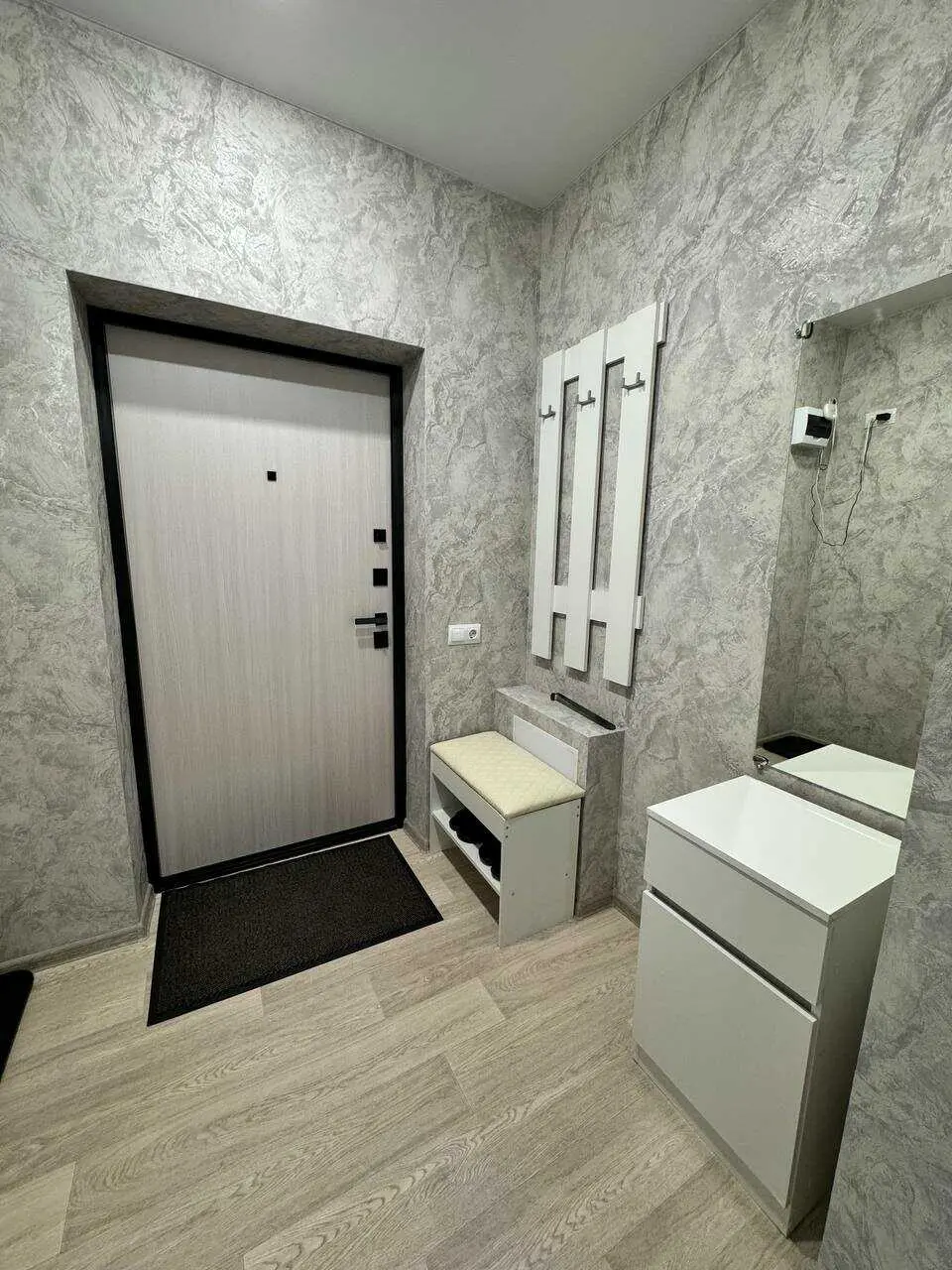 Иркутск: Квартира-студия 30 м2, около Авиазавода