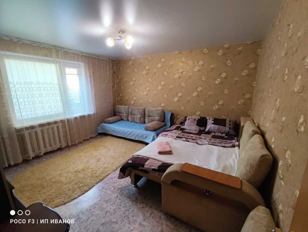 Большой камень: на Блюхера 39