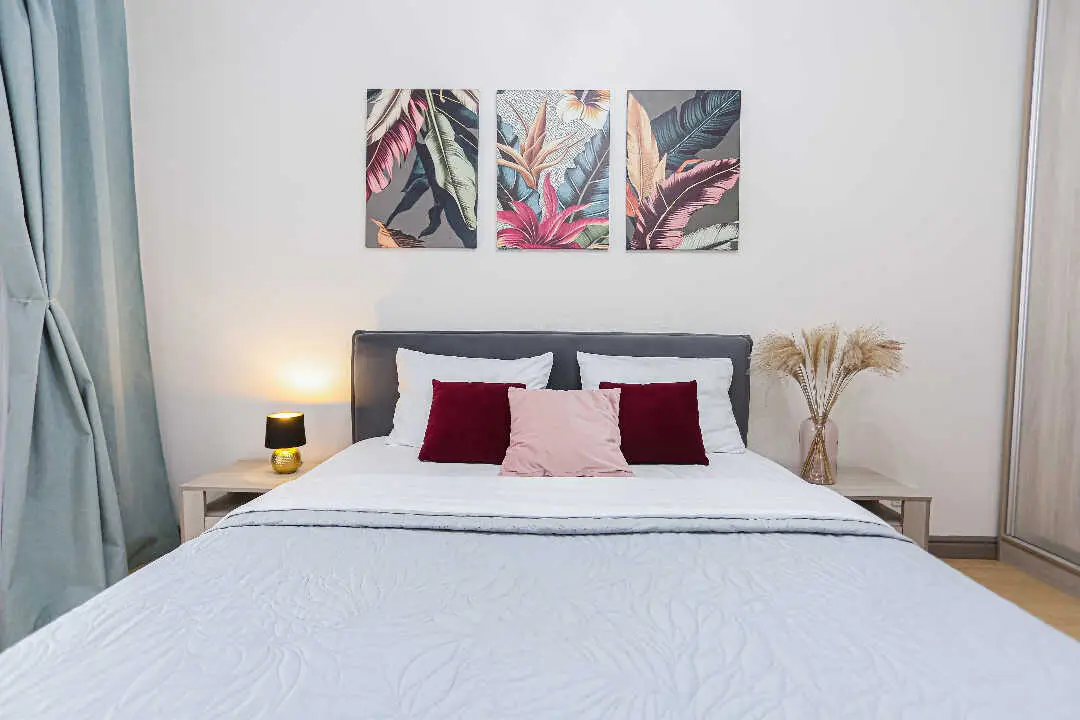 carousel image 1