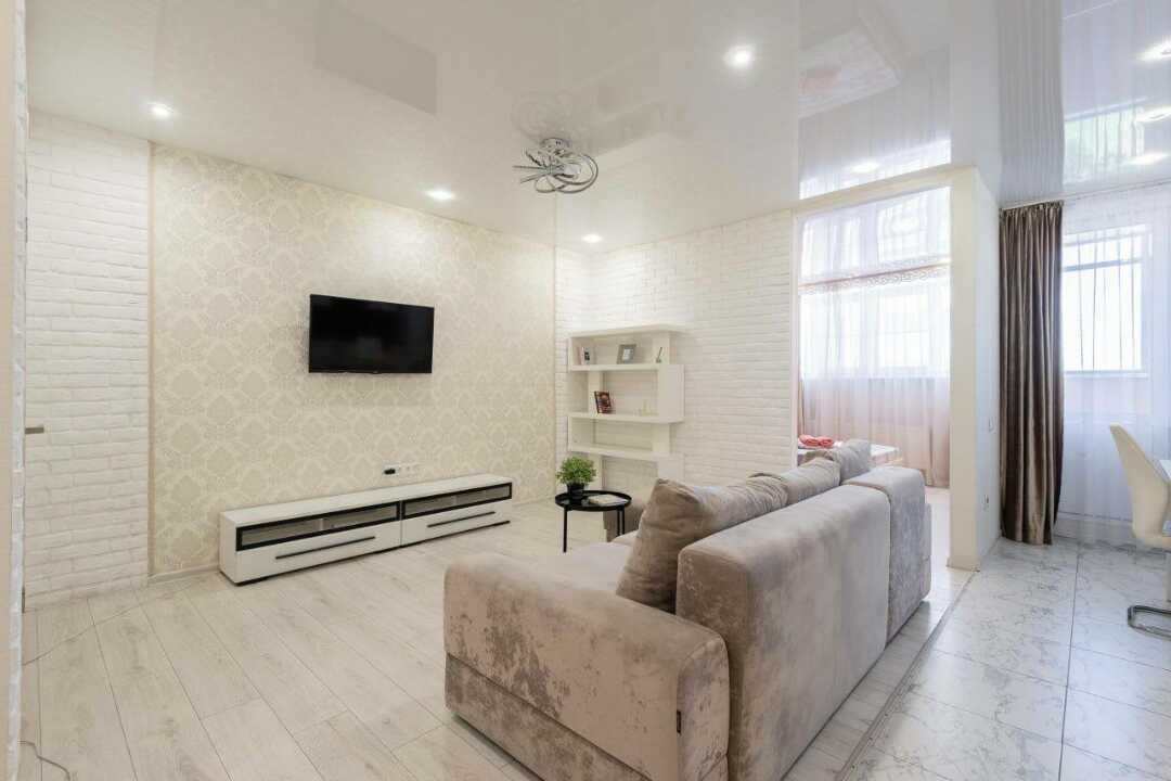 Казань: 1-к. квартира, 50 м², 2 кровати