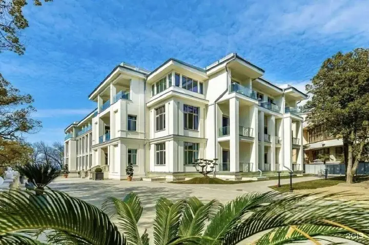Сочи: Grand Royal Residences