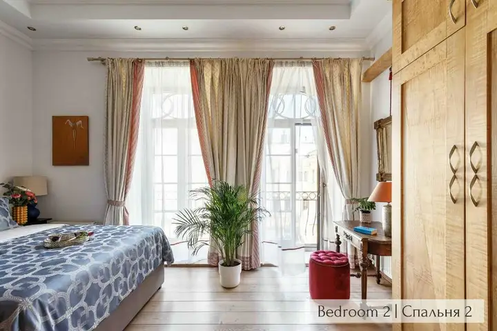 Санкт-Петербург: Minin Apartments Богемная Двухуровневая Мансарда 150м²