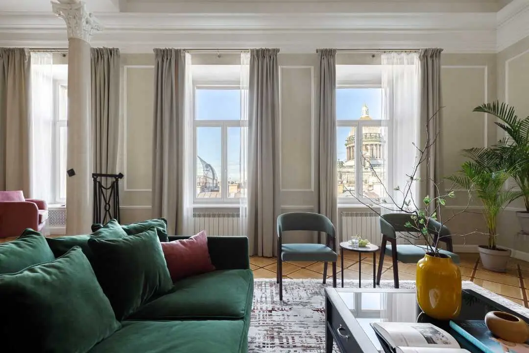 Тула: Minin Apartments c видом на Исаакиевский Собор 210м²