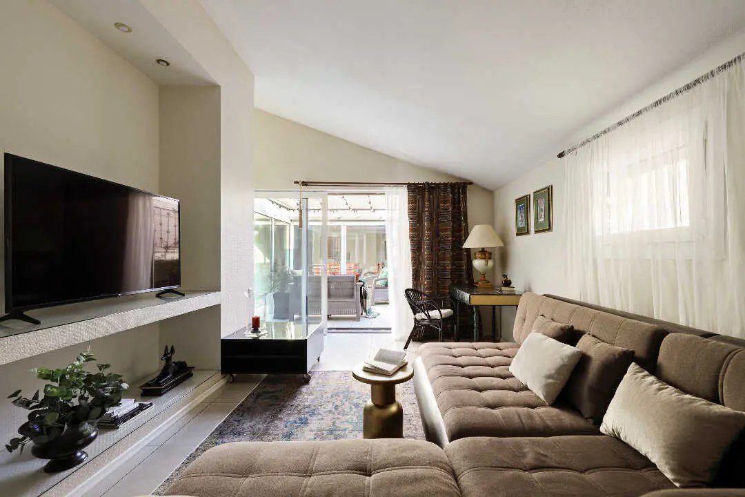 Санкт-Петербург: Minin Apartments c Террасой и видом на Казанский собор 180м²