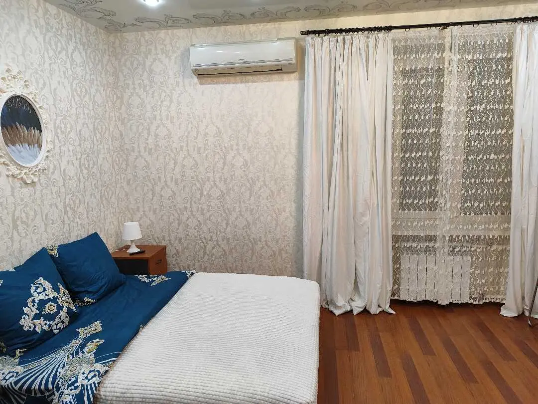Самара: Студия 4 "Luxsury apartametns YarApart"