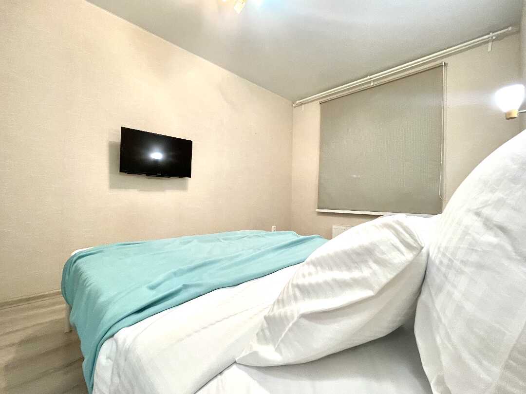 Казань: Двухкомнатная квартира, 80 м², 2 кровати
