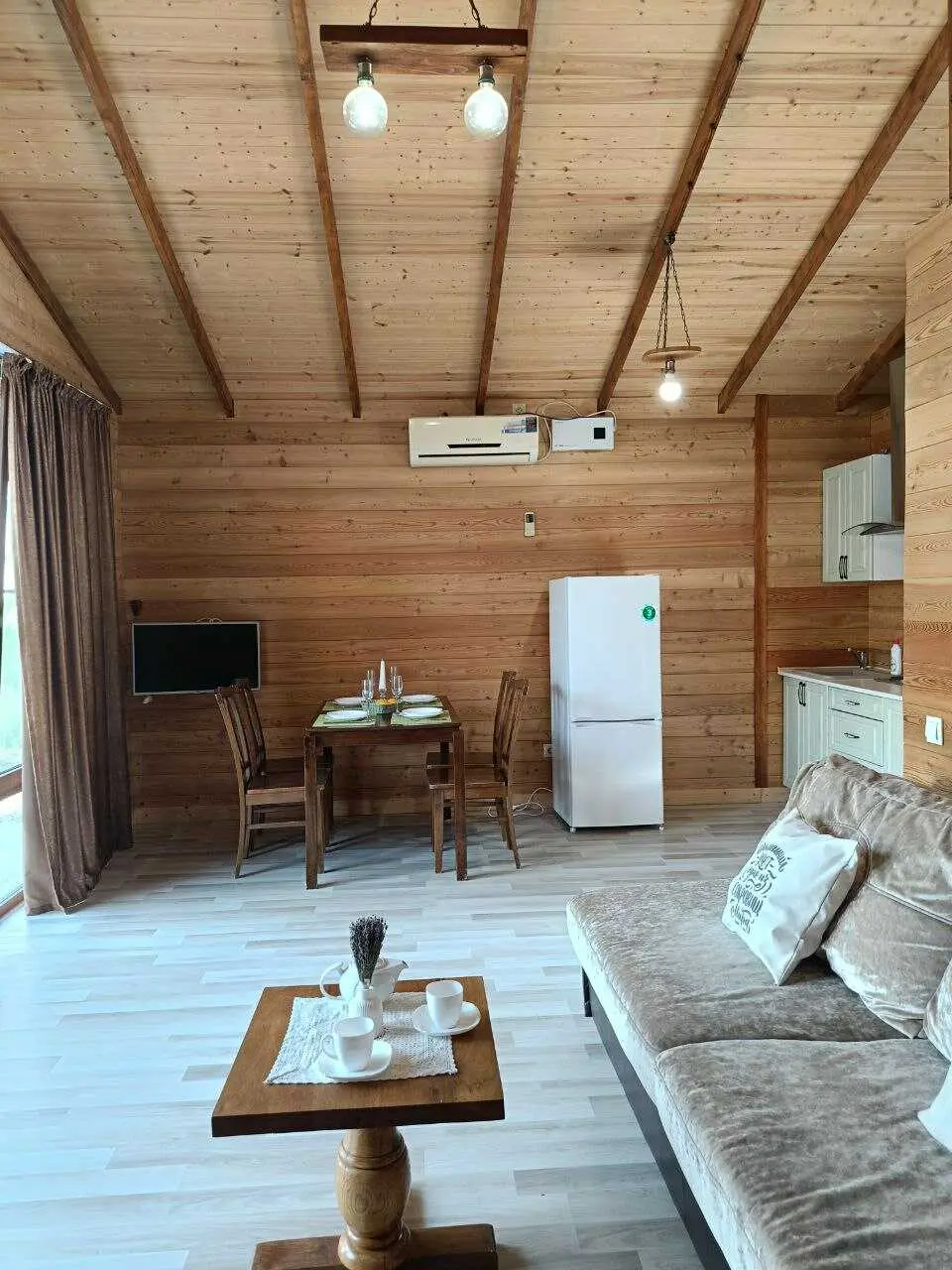 Цандрыпш: Chalet Vardan