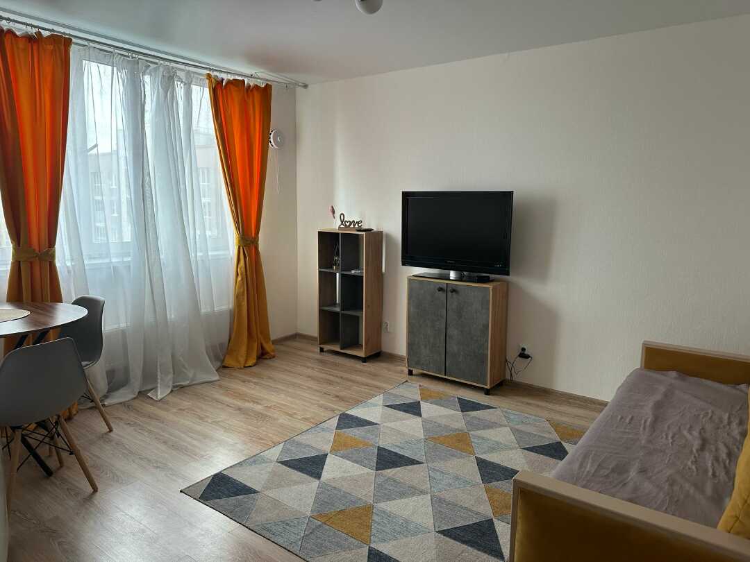 Екатеринбург: Aparts BeKris