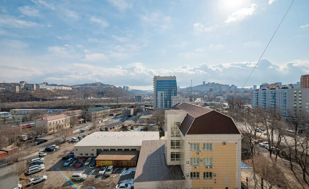 Владивосток: Владивосток Рент на Океанском проспекте, 151