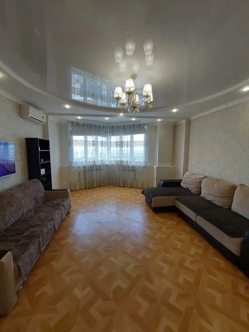 Самара: Домашняя просторная "Москва" Luxsury apartaments "YarApart"