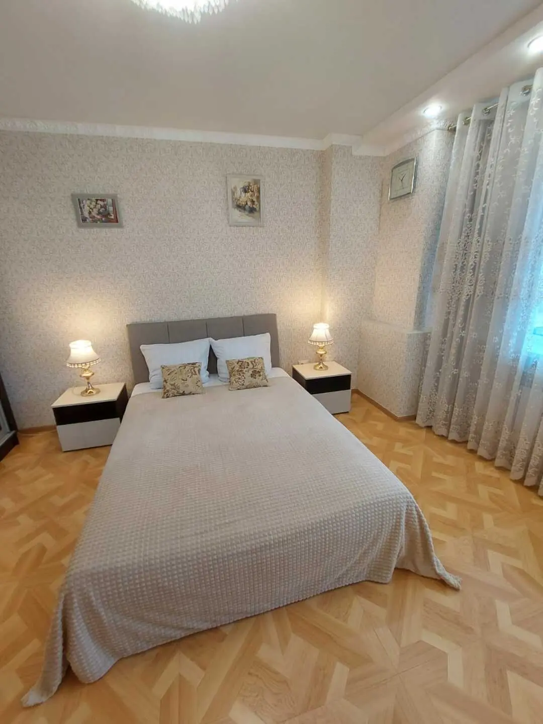 Самара: Домашняя просторная "Москва" Luxsury apartaments "YarApart"
