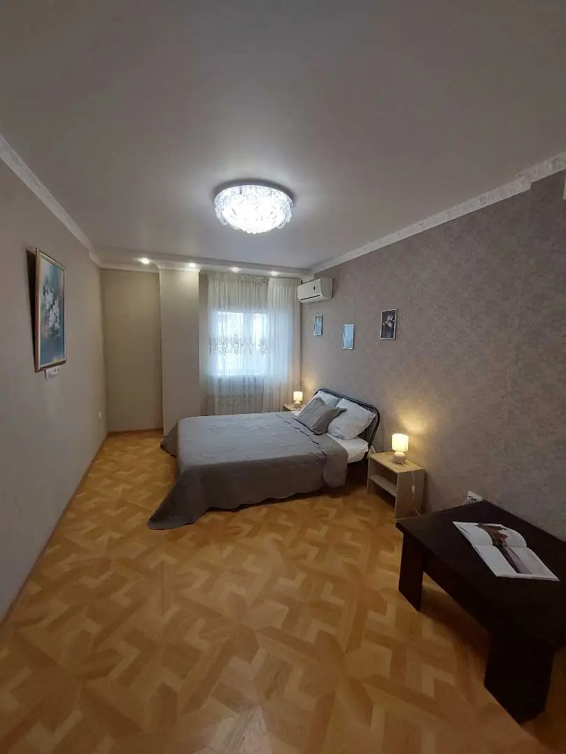Самара: Домашняя просторная "Москва" Luxsury apartaments "YarApart"