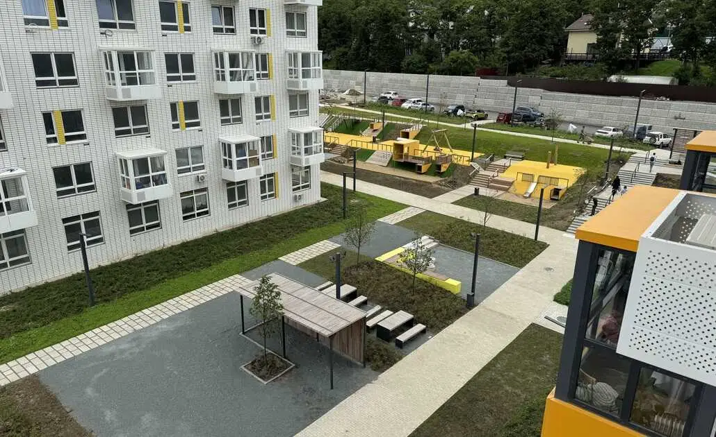 Владивосток: Владивосток Рент на ул. Архангельская, 23к2