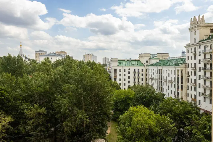 Москва: Стандартные семейные апартаменты с односпальными кроватями