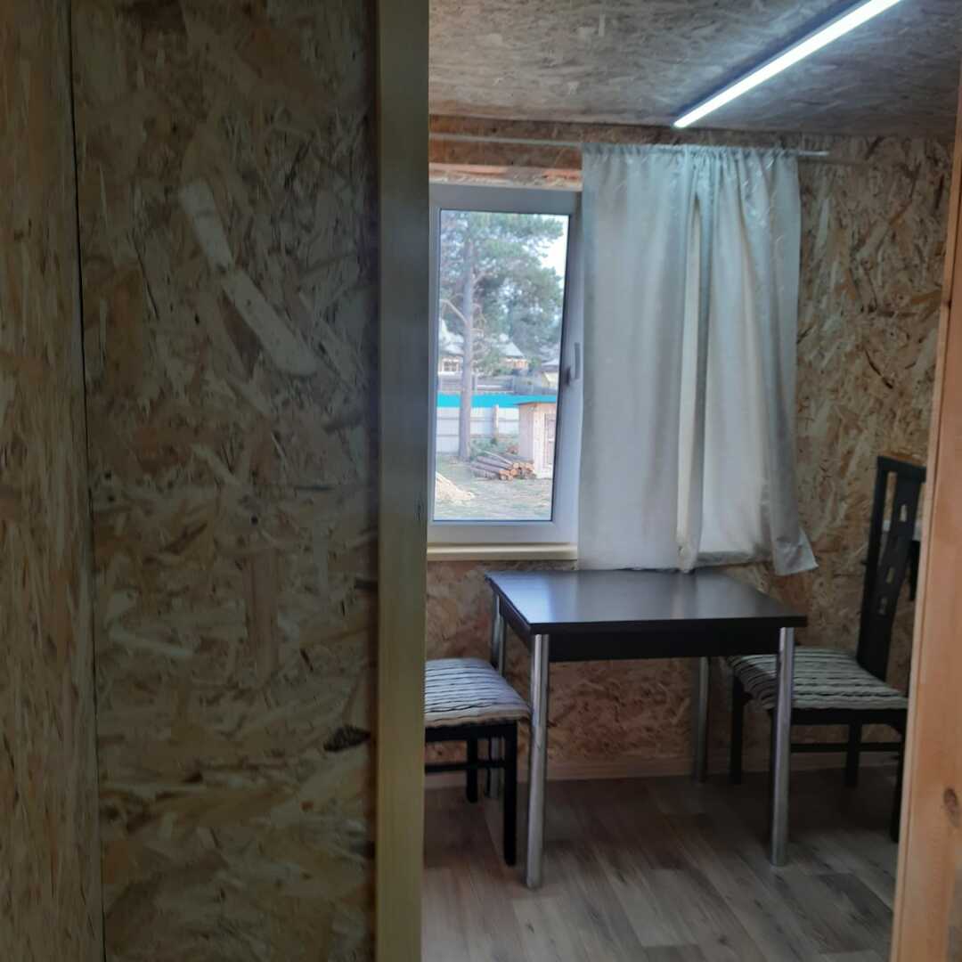 Хужир: Гостевой дом Компот