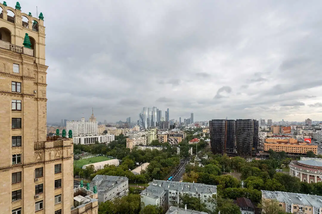 Москва: Люкс апартаменты с балконом и джакузи