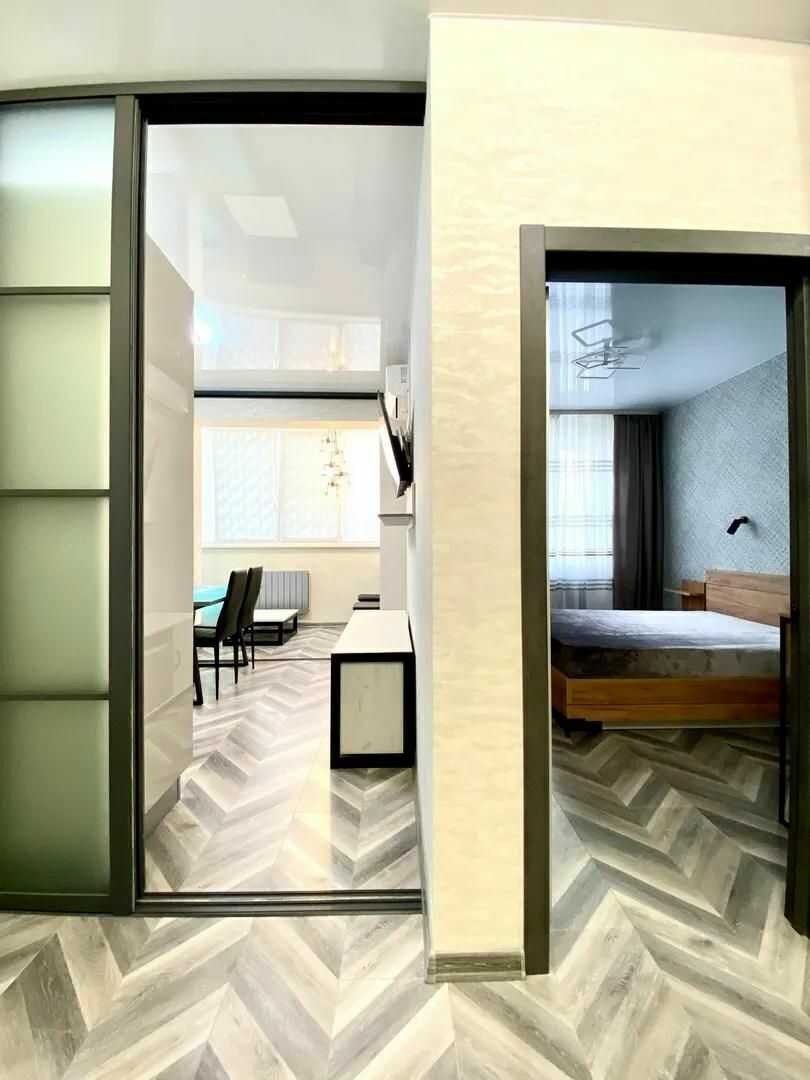 22 2-210 Апартамент с 1 спальней и кухней-гостиной — фото 1