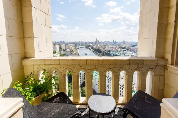 Москва: Роскошные апартаменты с джакузи и видом на реку