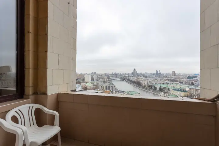 Москва: Апартаменты улучшенные с балконом и видом на реку