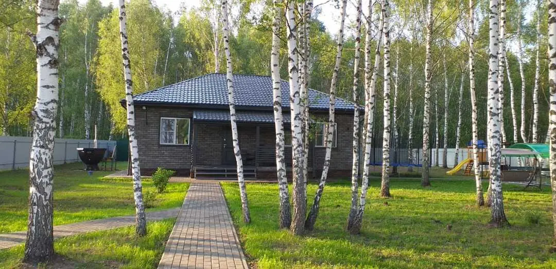Горки: Загородный дом у реки и леса