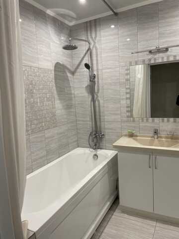 Казань: Квартира "Kazanmoll" - 2-комнатная, 70м2, класса Комфорт+, с кондиционером