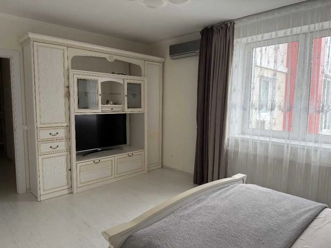 Казань: Квартира "Kazanmoll" - 2-комнатная, 70м2, класса Комфорт+, с кондиционером