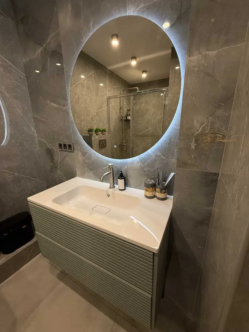 Верхняя Эшера: Amra Loft