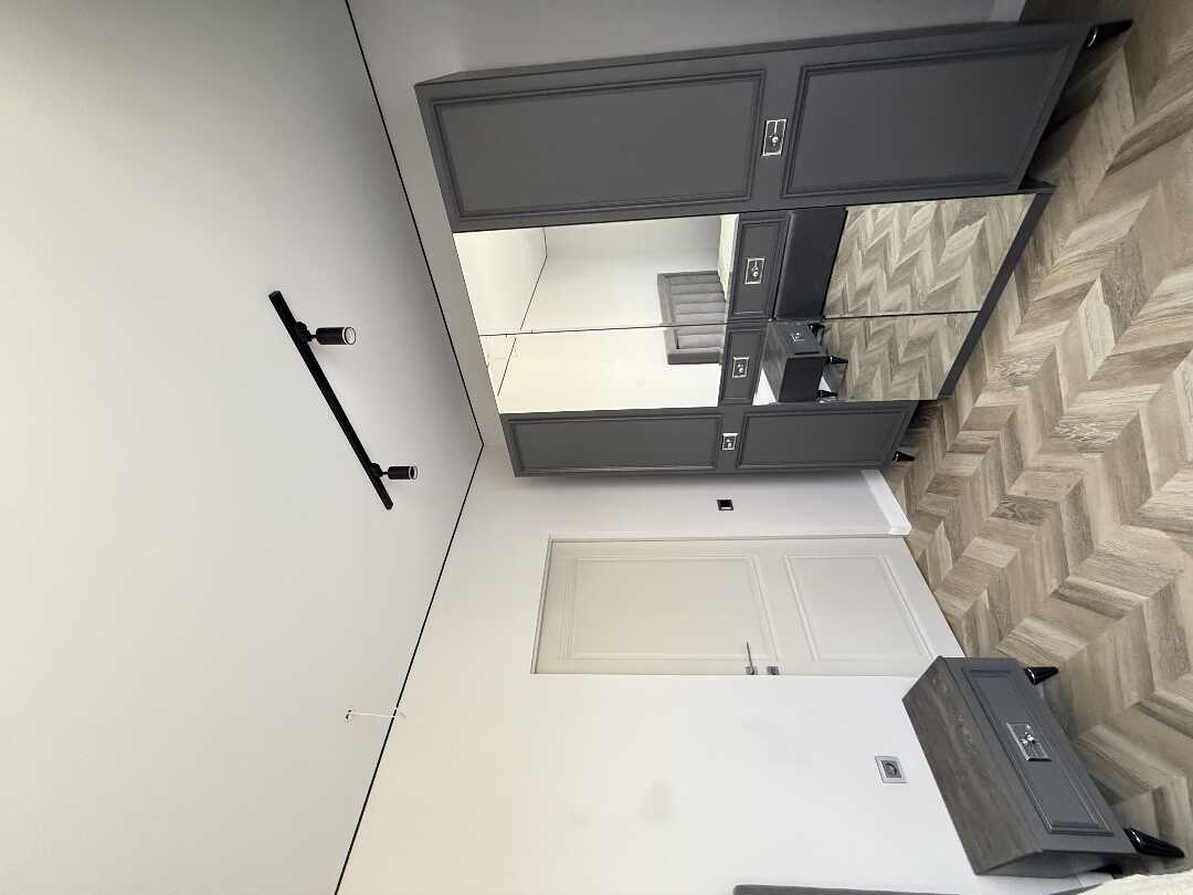 Верхняя Эшера: Amra Loft