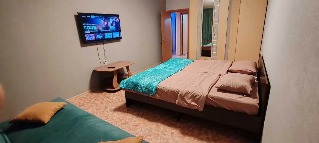 Лангепас: Двухкомнатная квартира на Комсомольской