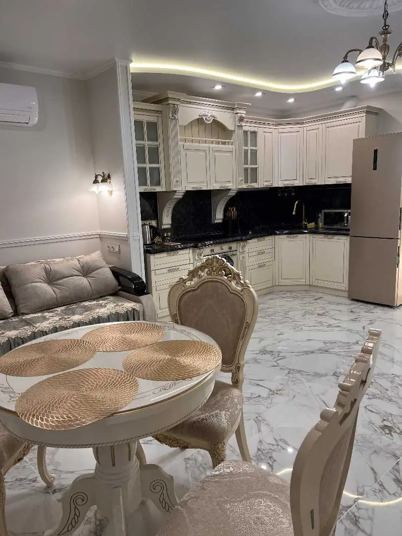 Сочи: Deluxe Apartment на Есауленко 45м2