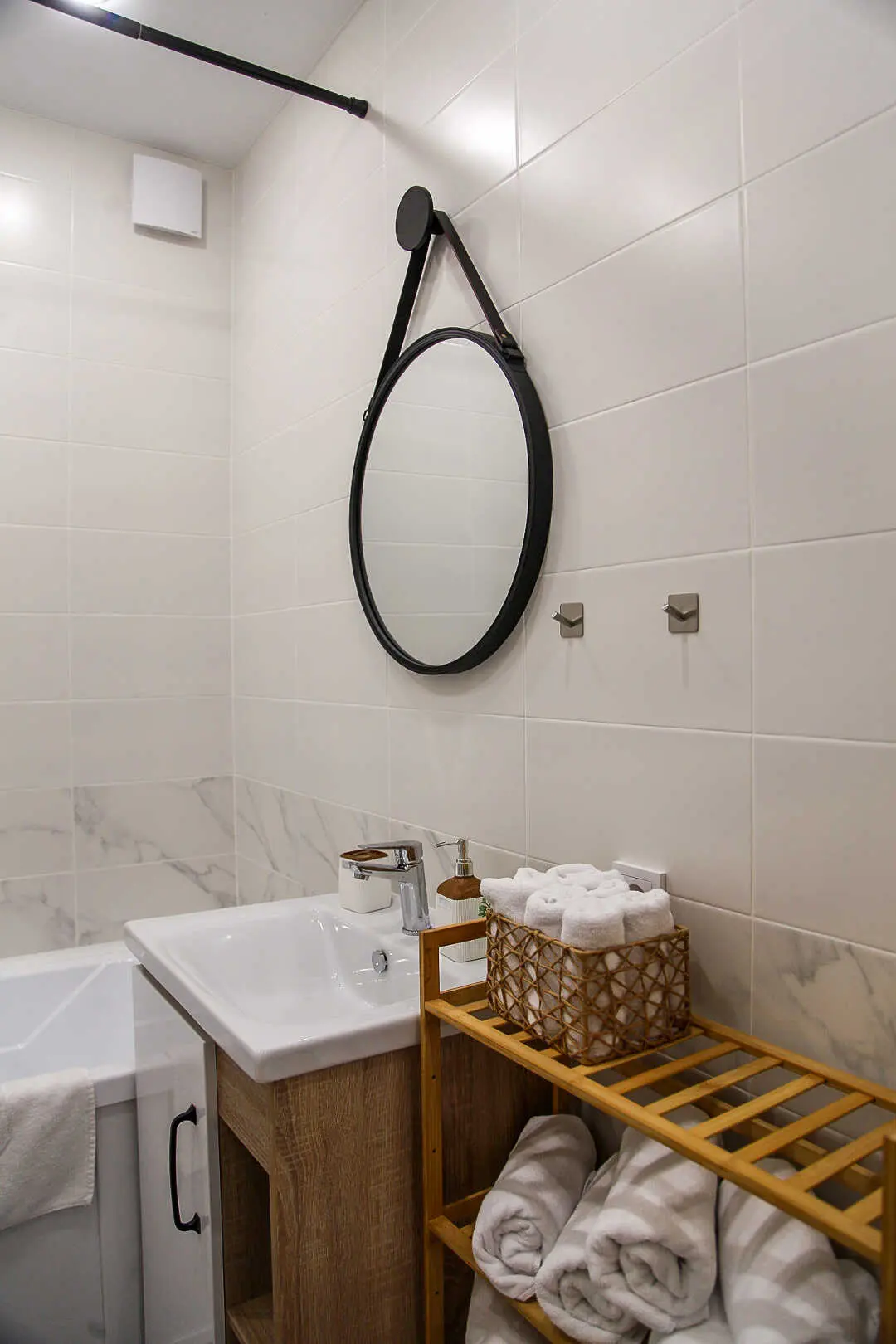 Волгоград: Volga Apartments на Санаторной 8а двухкомнатные