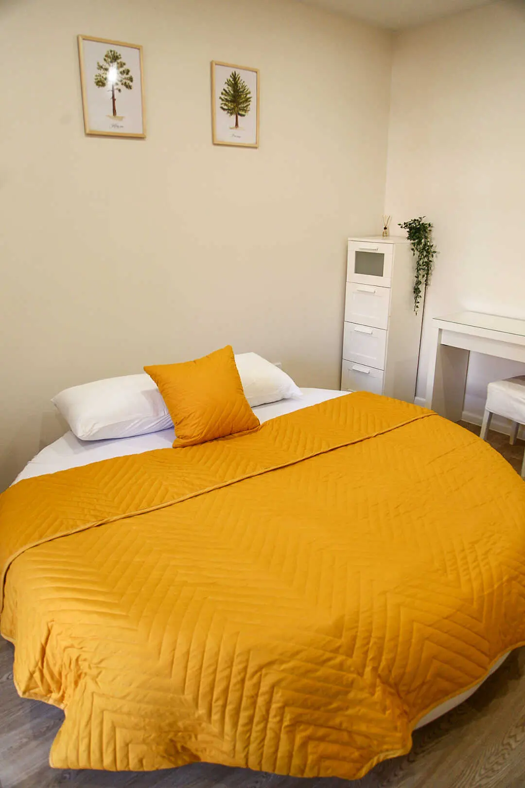Волгоград: Volga Apartments на Санаторной 8а двухкомнатные