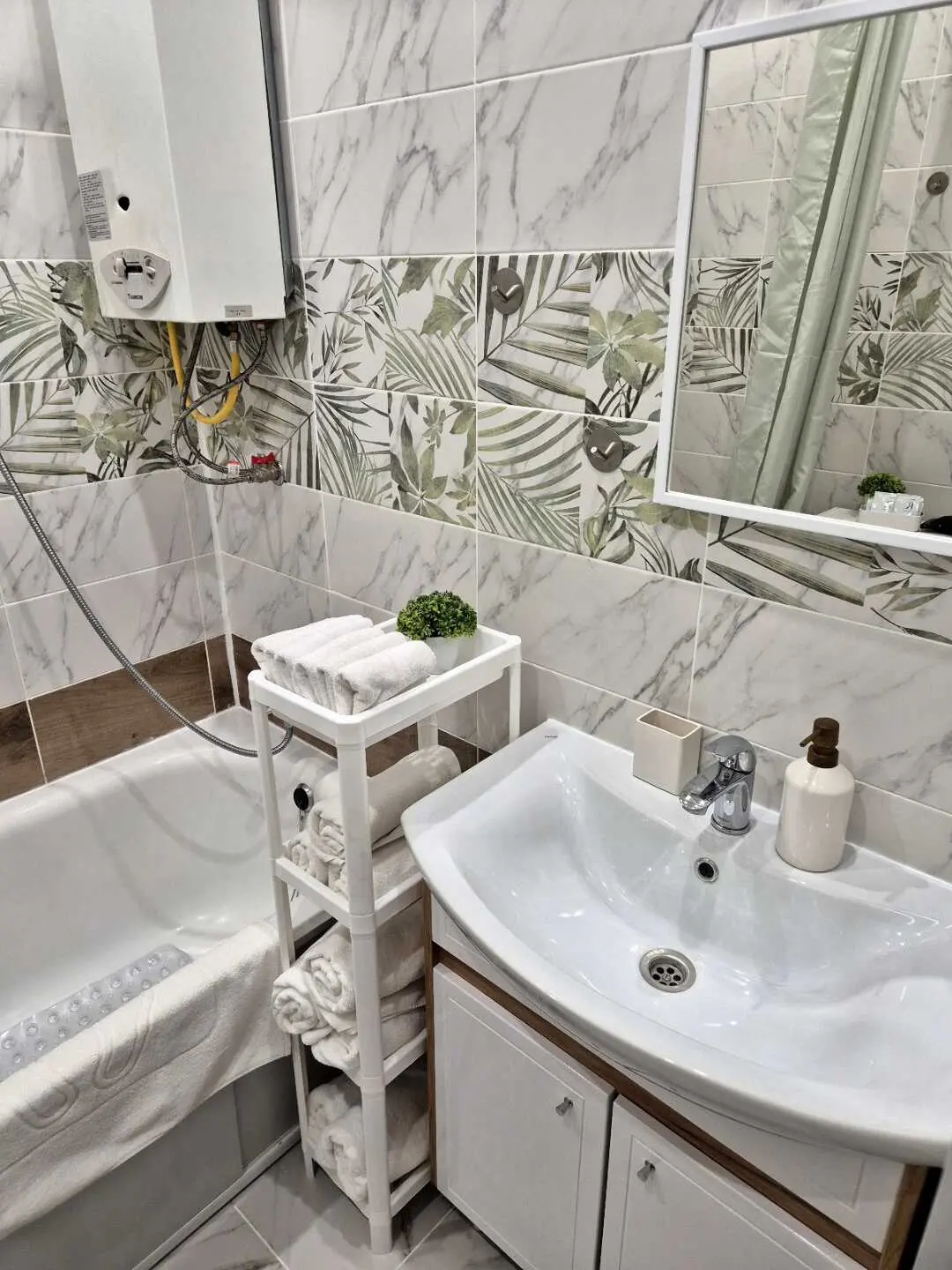 Волгоград: Volga Apartments на проспекте Ленина 32