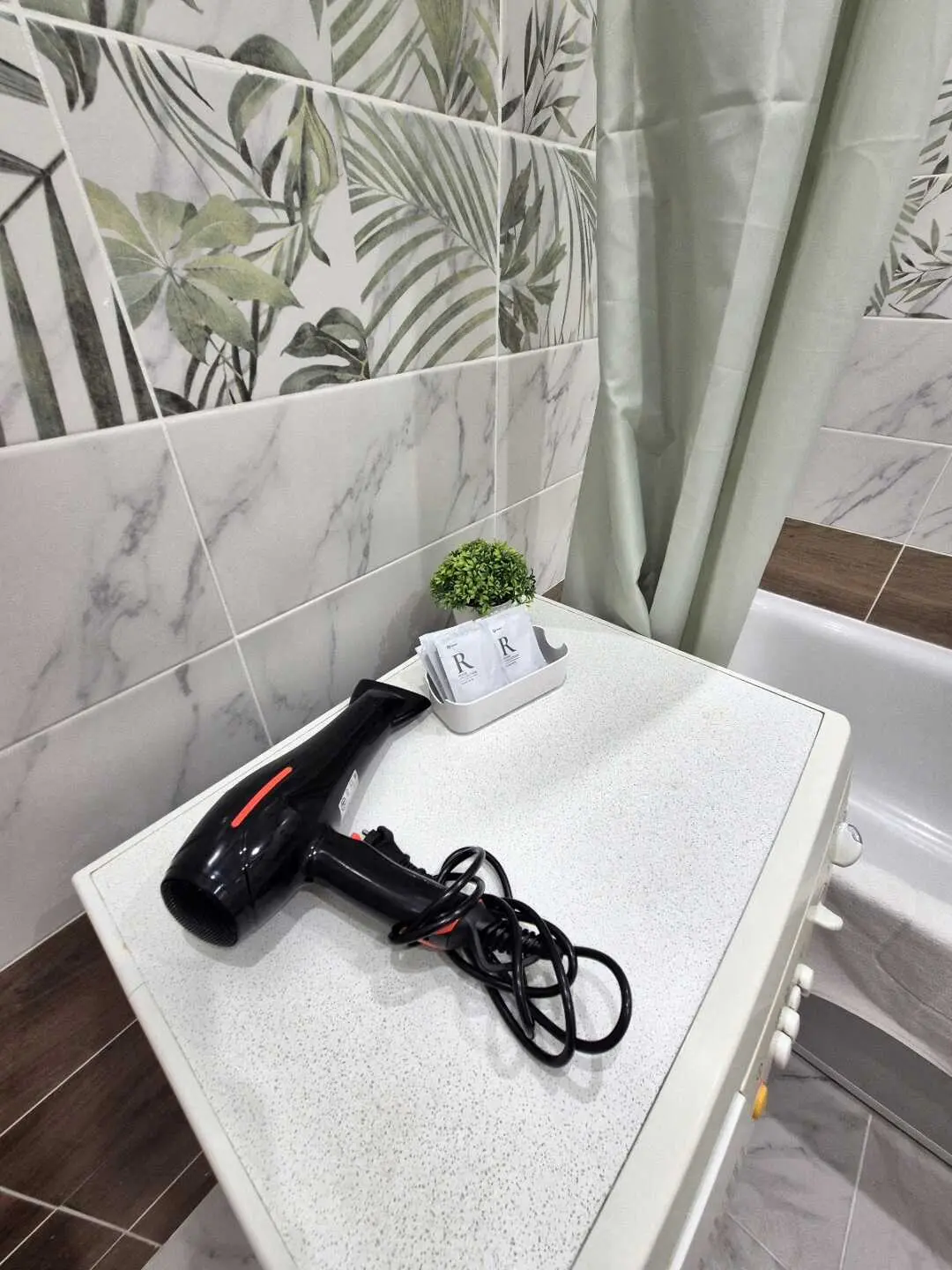 Волгоград: Volga Apartments на проспекте Ленина 32