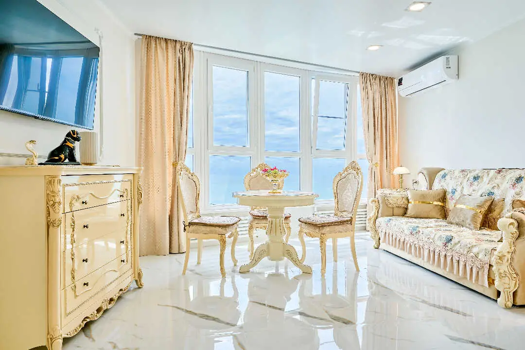 Сочи: Deluxe Apartment на Есауленко 49м2