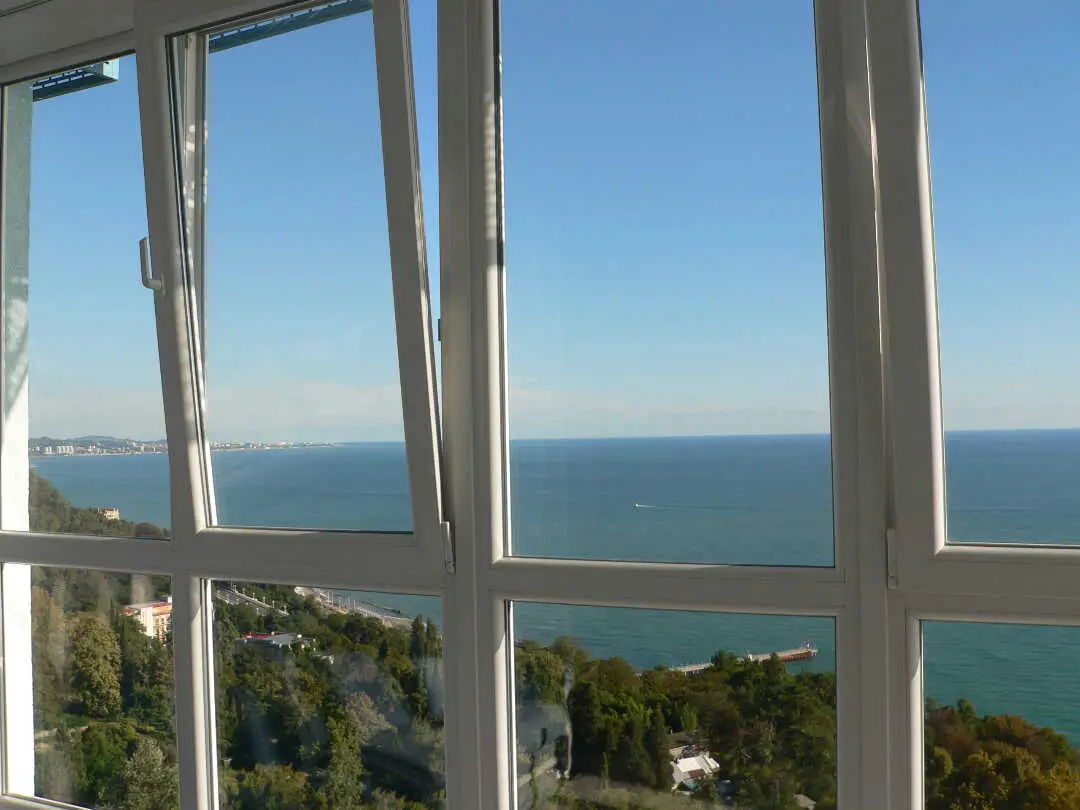 Сочи: Deluxe Apartment на Есауленко 49м2