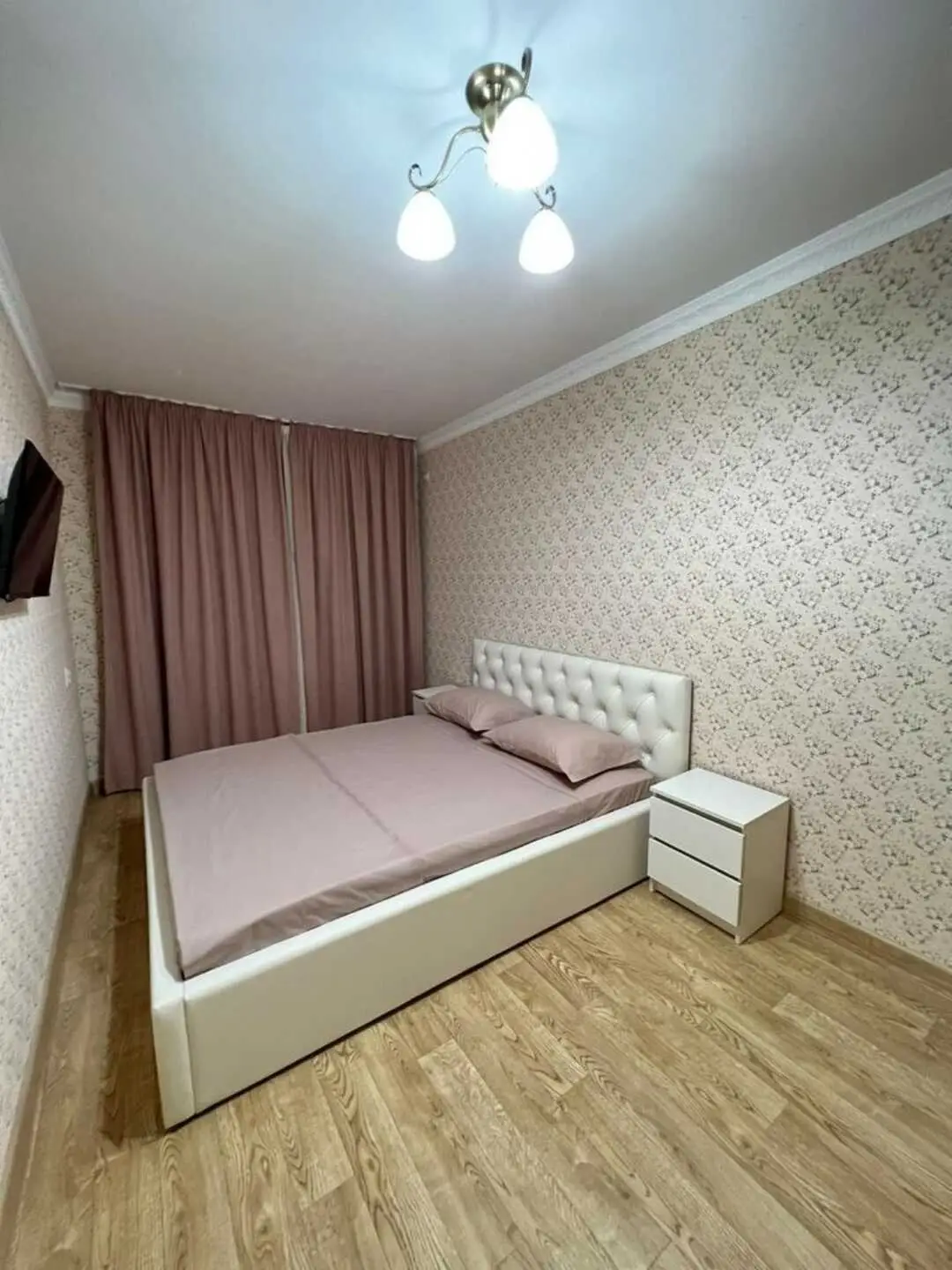 Двухкомнaтнaя квартира на улице Ленина, 201 — фото 1