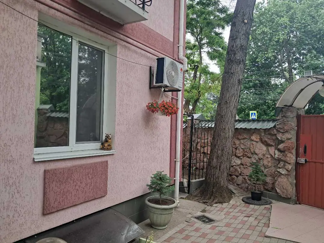 Симферополь: Отель Жанэ