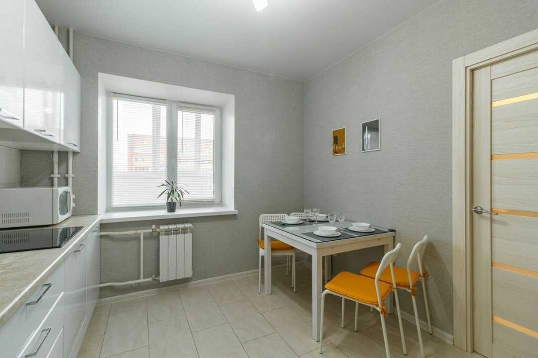 carousel image 4