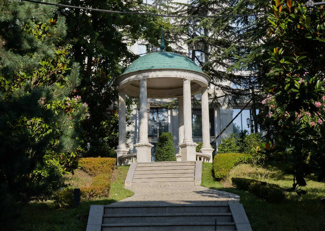 Сочи: Апартамент 50 кв.м. в элитном комплексе "Grand Royal"