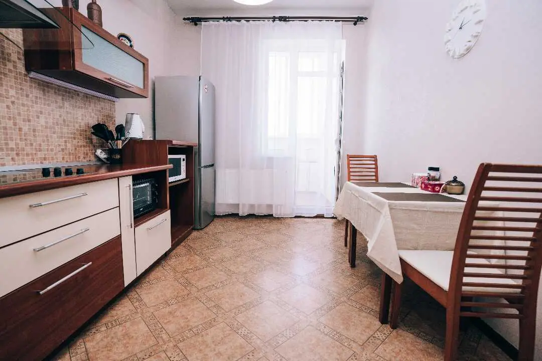 Воронеж: Апартаменты "Atlant Apartments 83л"